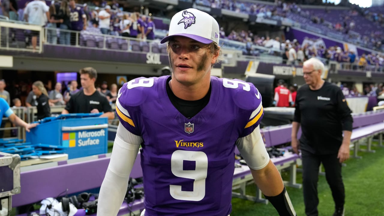 Vikings rookie first-round QB J.J. McCarthy to miss practice with knee soreness 