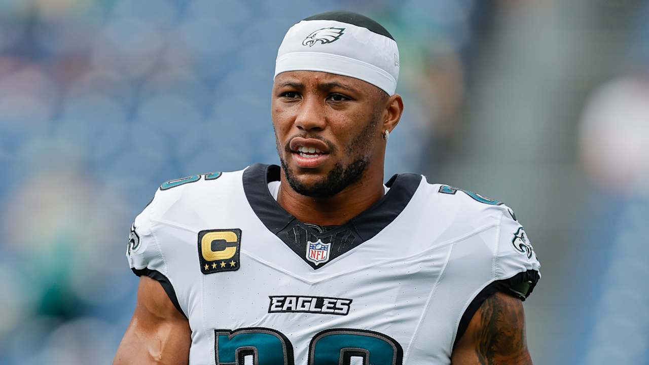 Eagles RB Saquon Barkley (hamstring) active for Monday night game vs ...
