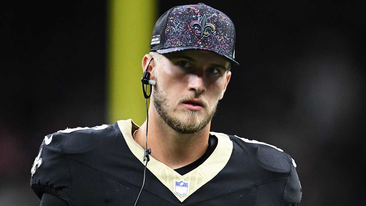 Image for Saints' Kellen Moore on Tyler Shough's first start: 'We're not looking back'