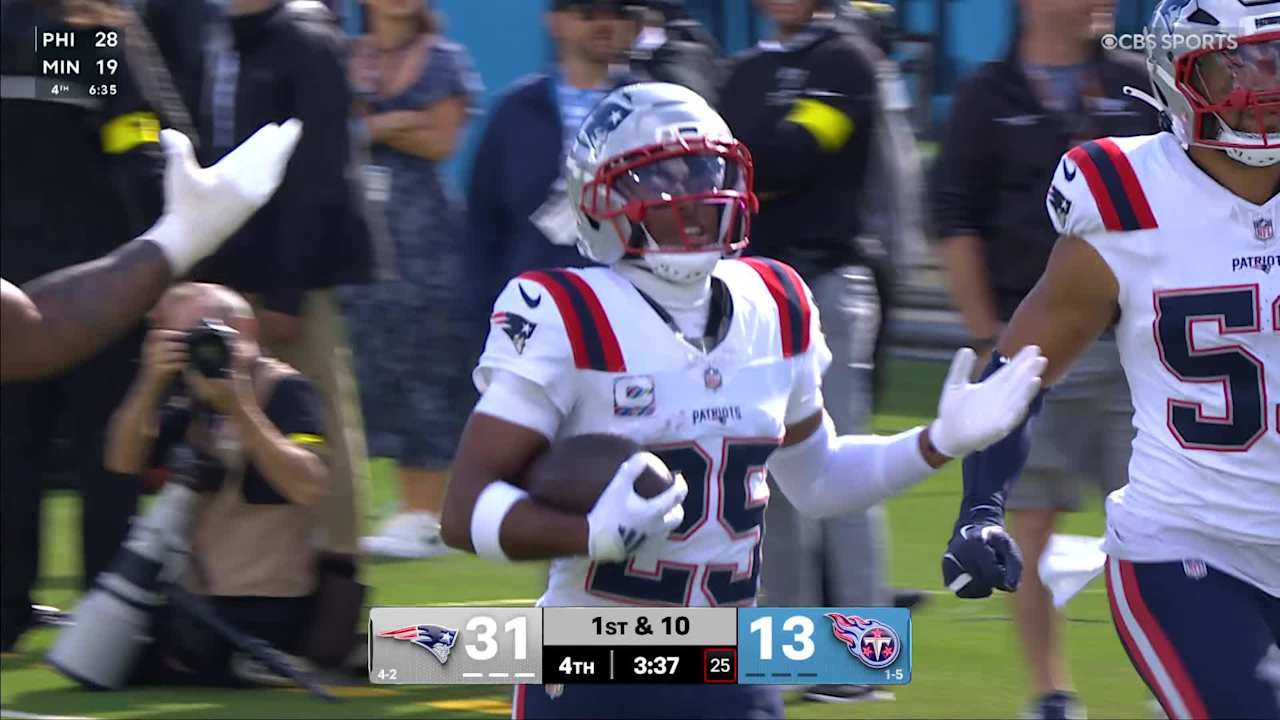 New England Patriots cornerback Marcus Jones snags deflection to ...