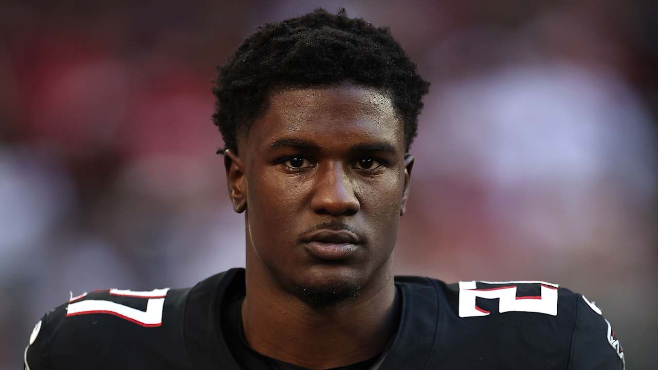 Attorney says Falcons rookie James Pearce Jr. maintains innocence while fac
