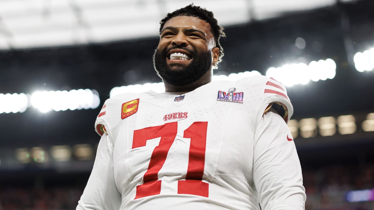 Trent Williams ends strike and signs new contract with the 49ers before the 2024 season