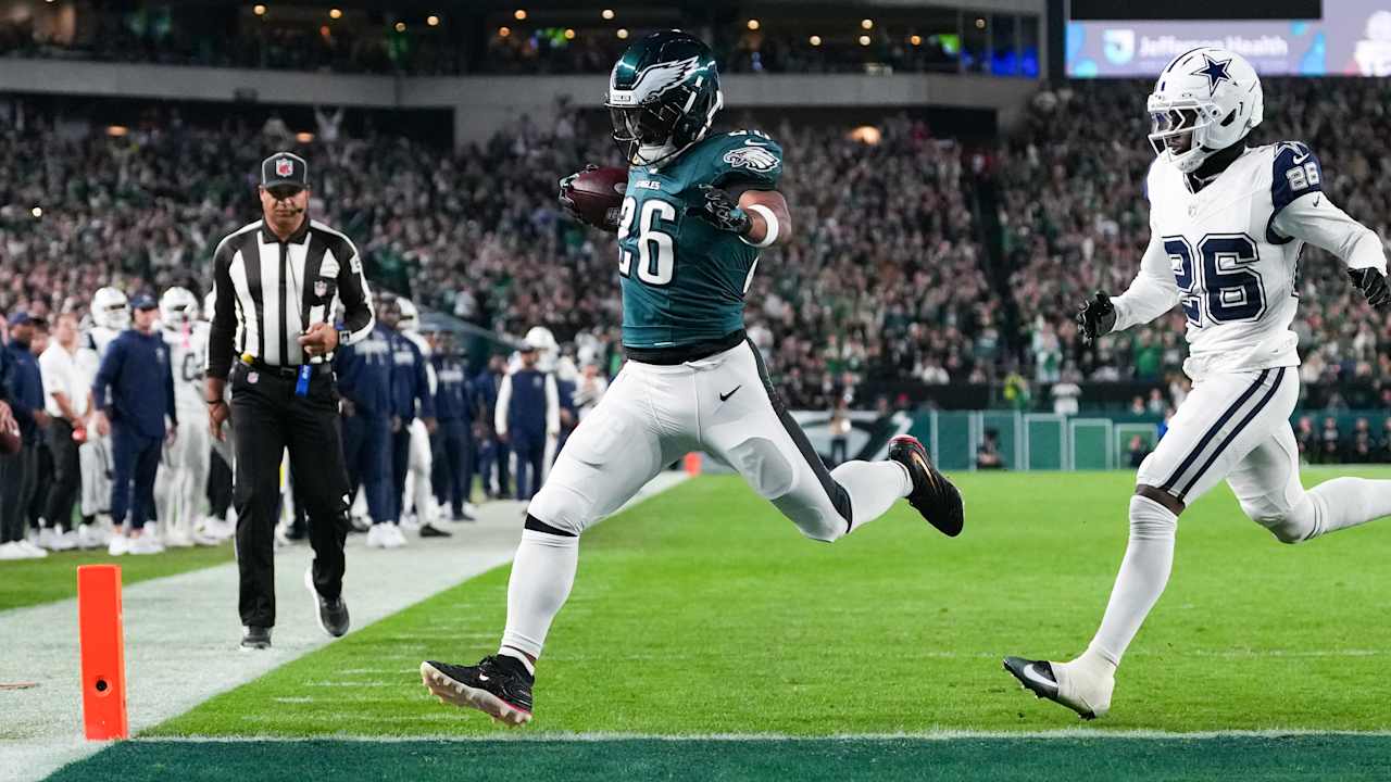 Philadelphia Eagles running back Saquan Barkley wins race to the pylon ...