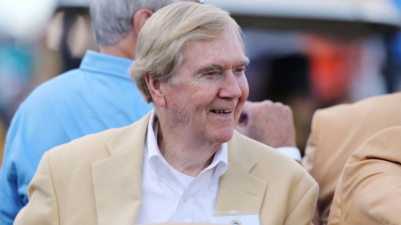 Raymond Berry dies at 93: Hall of Famer won 2 titles with Colts, including 'Greatest Game Ever Played'