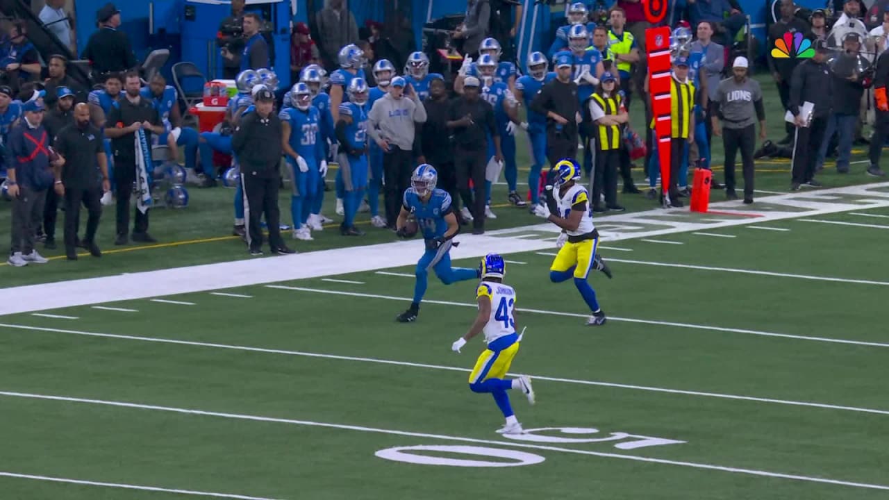 Detroit Lions quarterback Jared Goff's 30-yard sideline strike to Lions ...