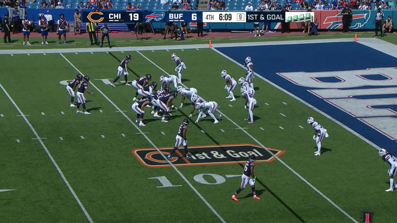 Chicago Bears running back Ian Wheeler muscles his way in for 7-yard TD