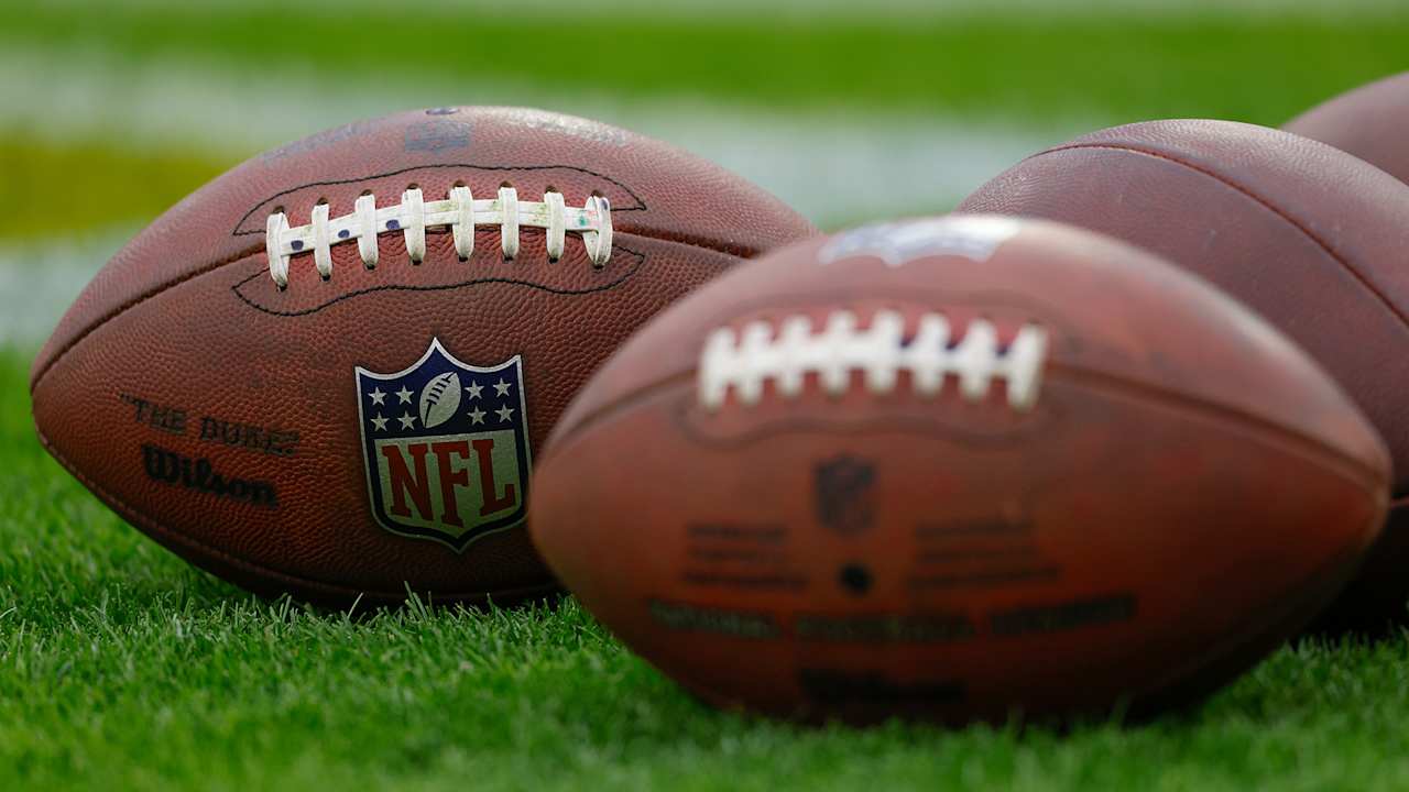 Vikings Packers Football