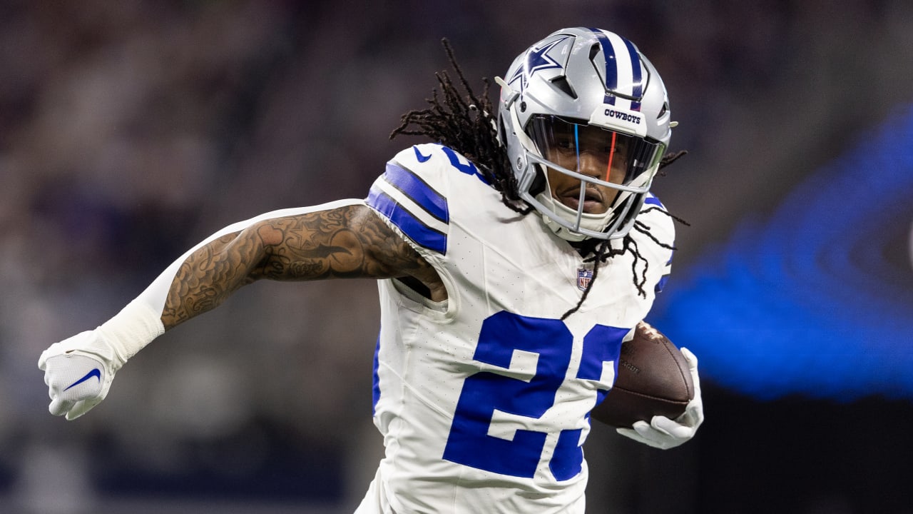 Cowboys resigning RB Rico Dowdle