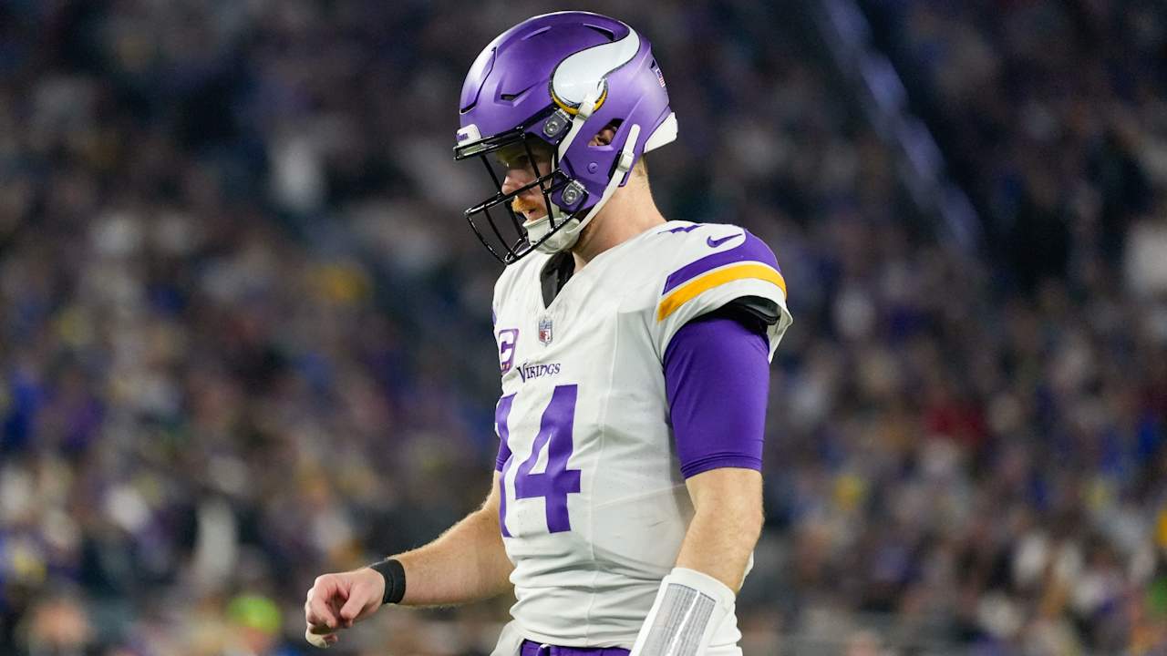 Sam Darnold’s second straight dud sinks Vikings’ season: ‘I clearly haven’t played good enough the last couple of weeks’