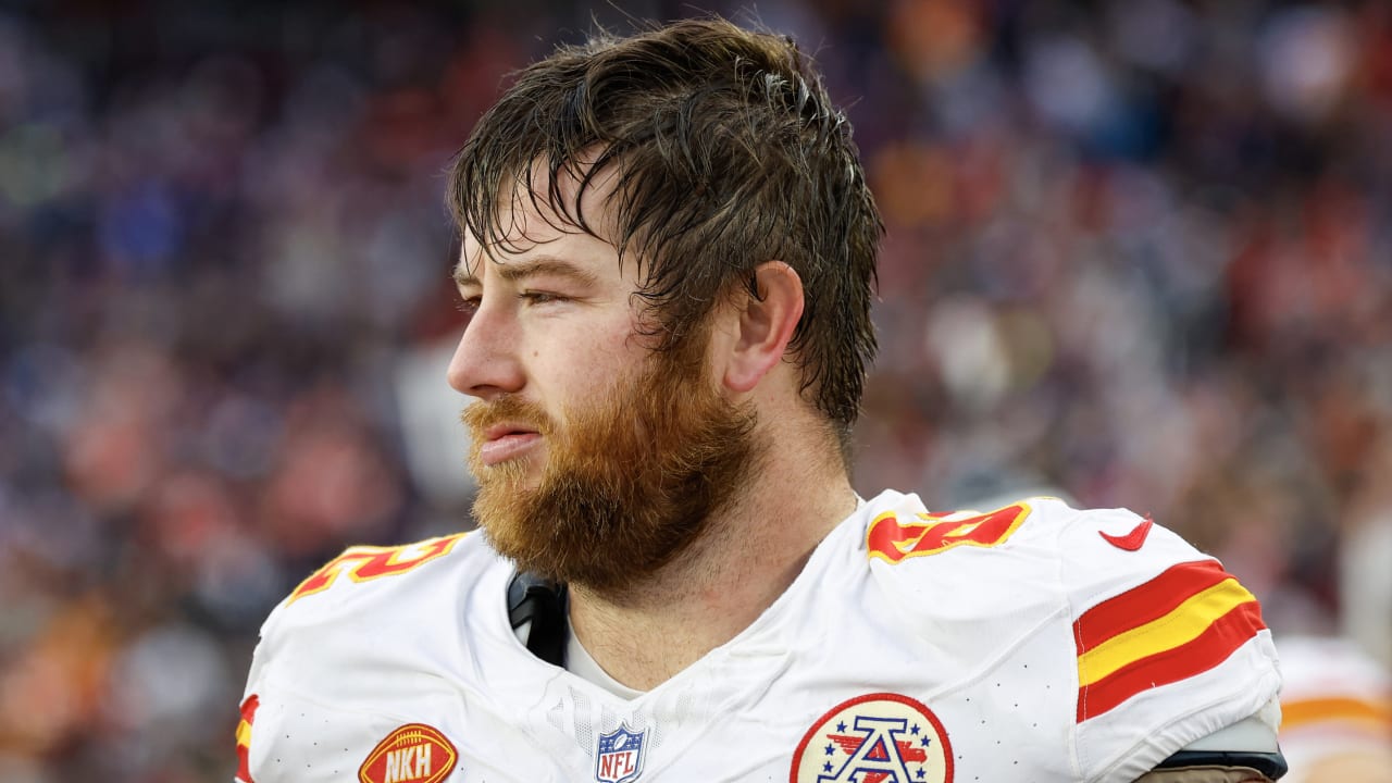 Chiefs Guard Joe Thuney (pec) Unsure If He'll Practice This Week Ahead ...