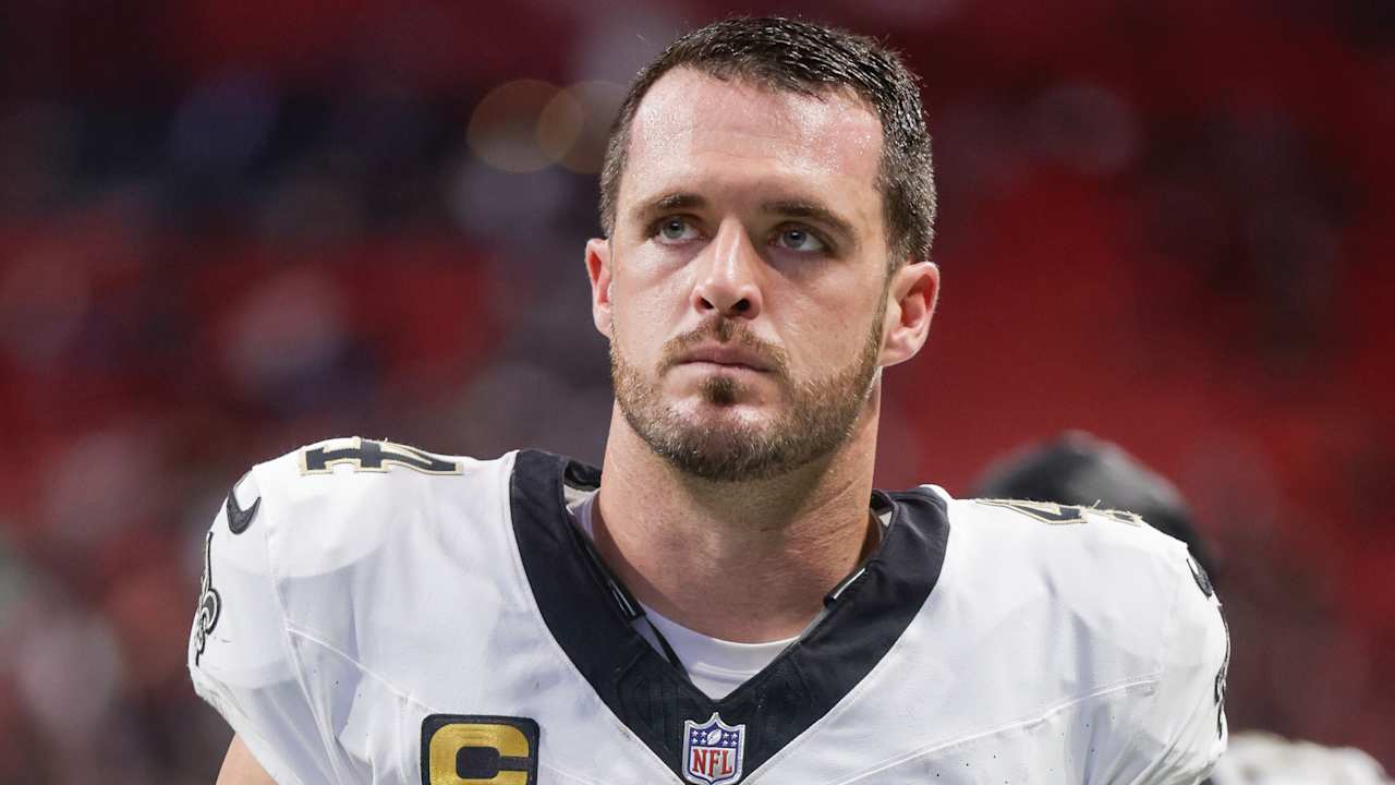 Saints QB Derek Carr is expected to miss several weeks due to an oblique injury he suffered in the loss to the Chiefs