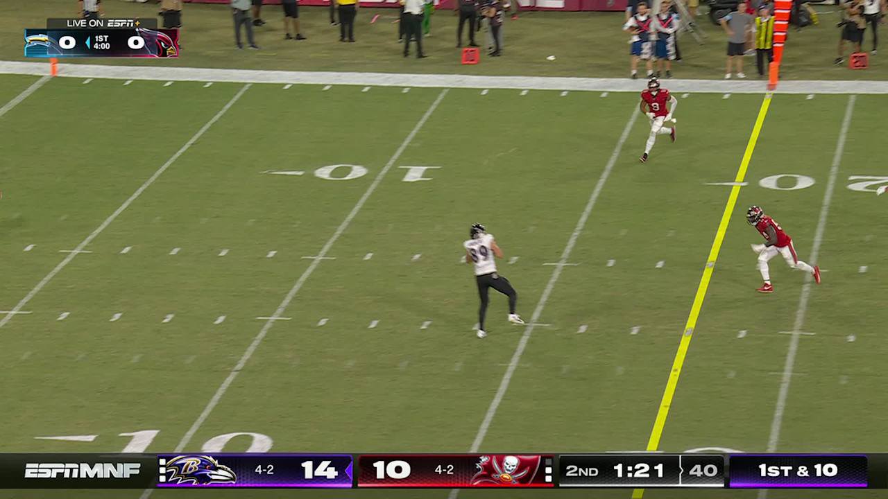 Baltimore Ravens quarterback Lamar Jackson locates a wide open tight