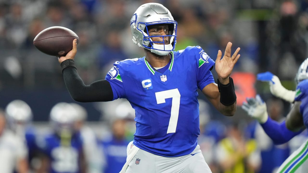 Seahawks QB Geno Smith (groin) Questionable For Monday’s Game Against ...