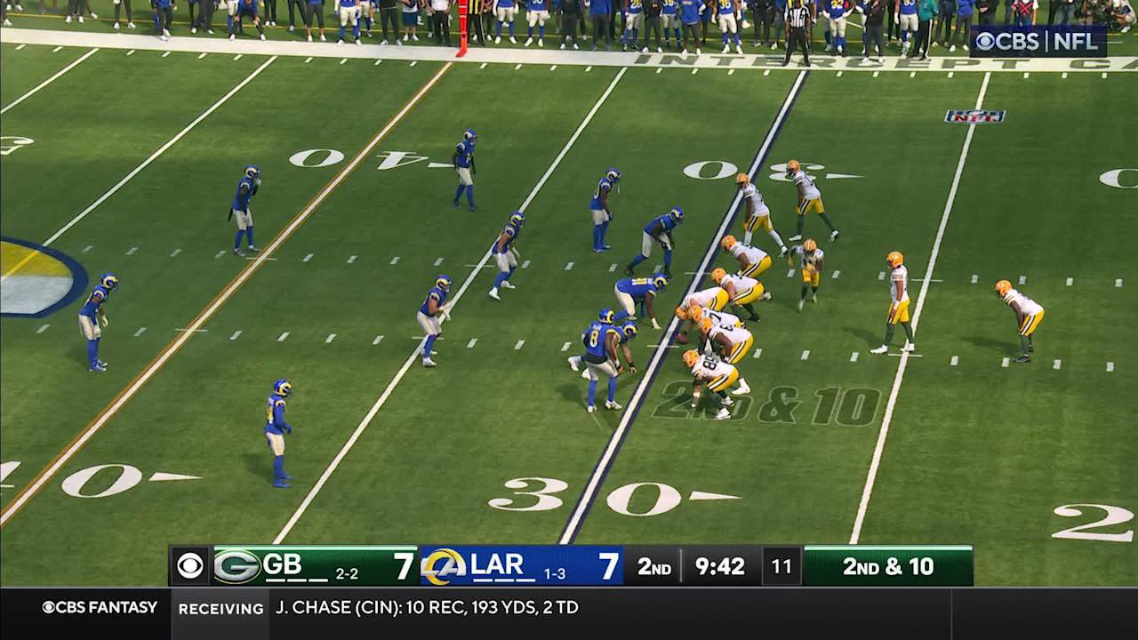 Los Angeles Rams outside linebacker Byron Young shakes off blocker for ...