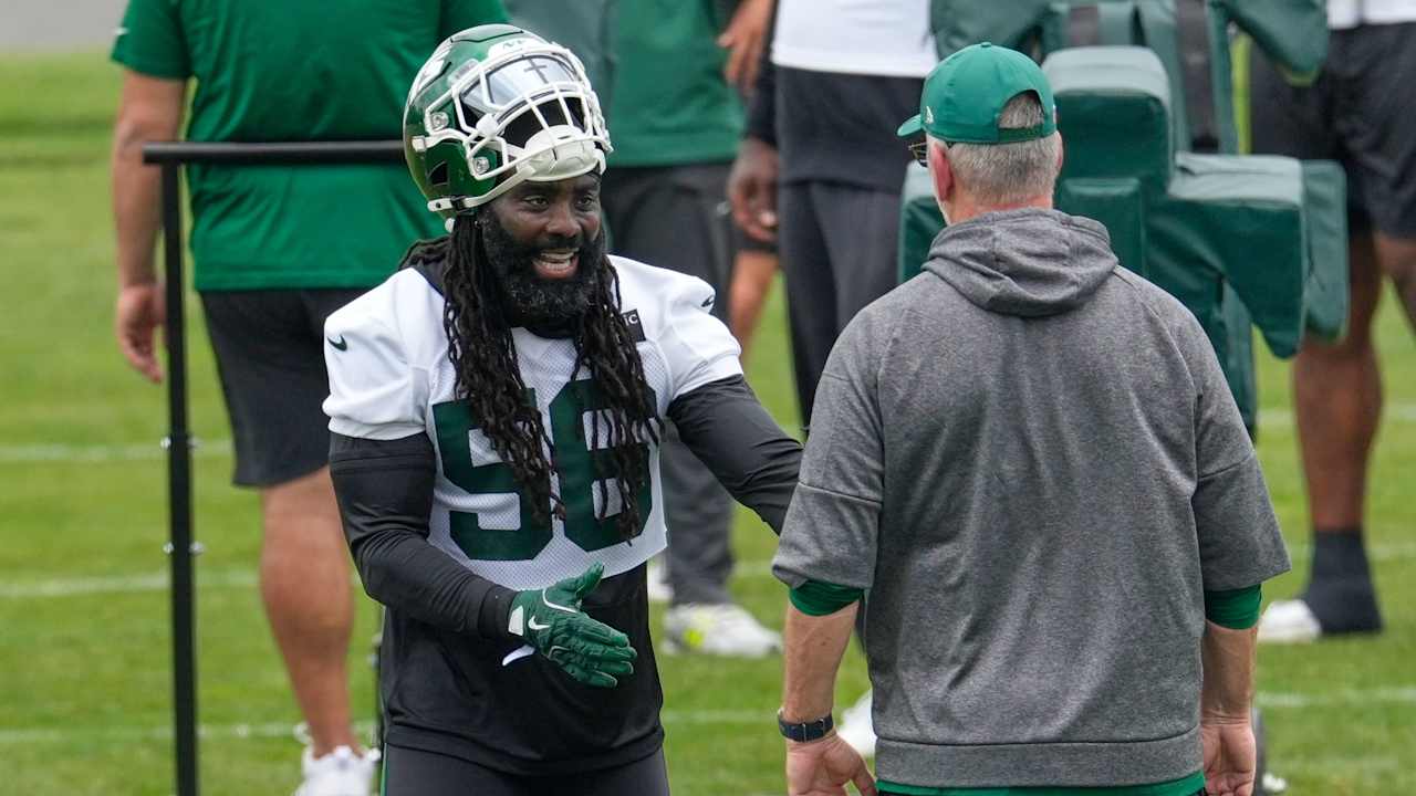 Demario Davis: Jets brought me in to 'model what they want that culture to look like'