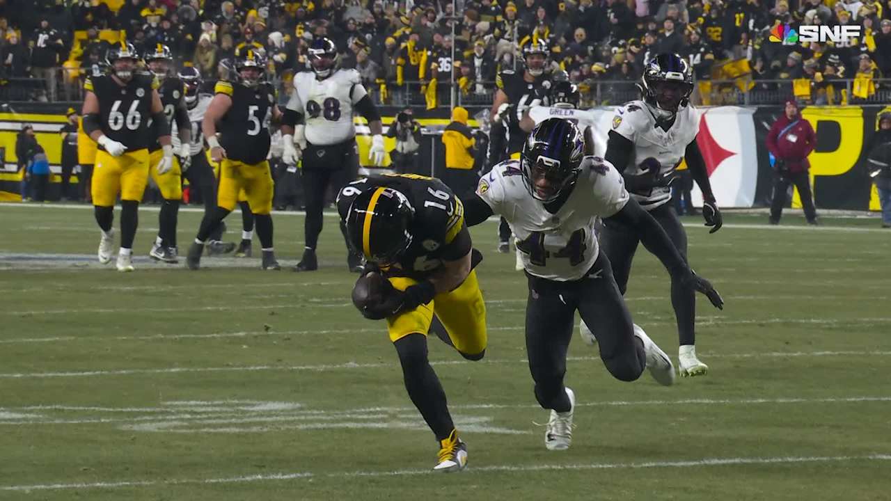 Pittsburgh Steelers quarterback Aaron Rodgers' 28-yard dime to wide ...