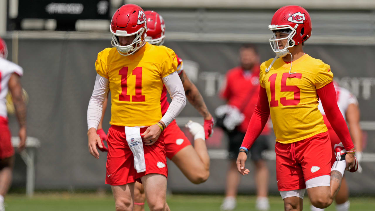 Chiefs’ Carson Wentz in ‘different’ role backing up Patrick Mahomes: ‘I’ll keep finding ways I can help’