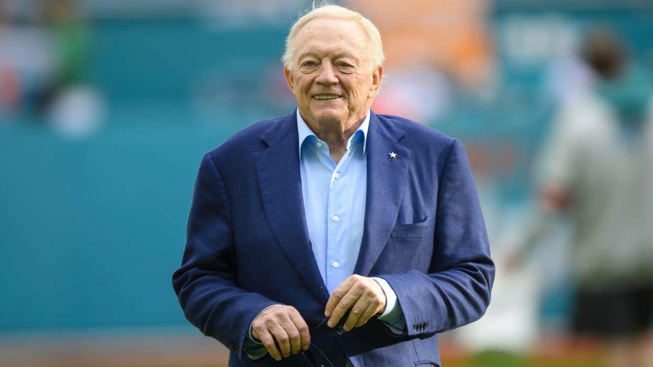 Cowboys owner Jerry Jones 'all in' on 2024 season: 'Let's don't discount  hanging around the rim'