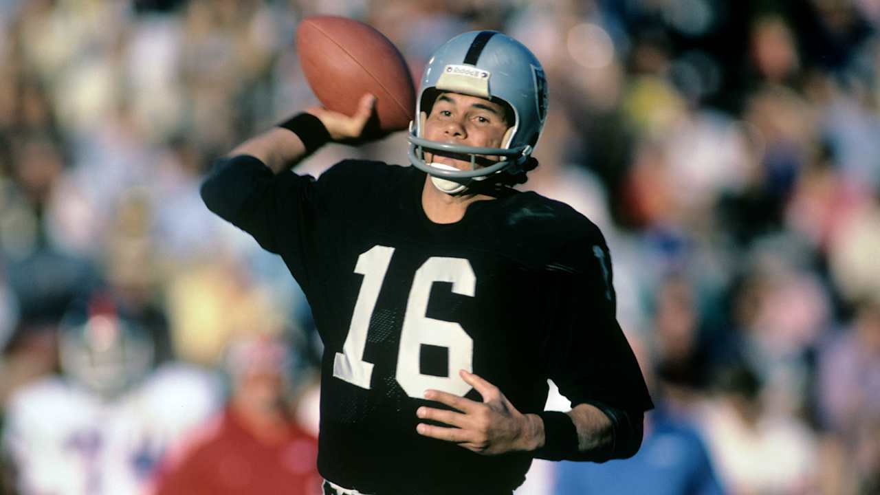 60 seniors advance in voting process for Pro Football Hall of Fame Class of 2025