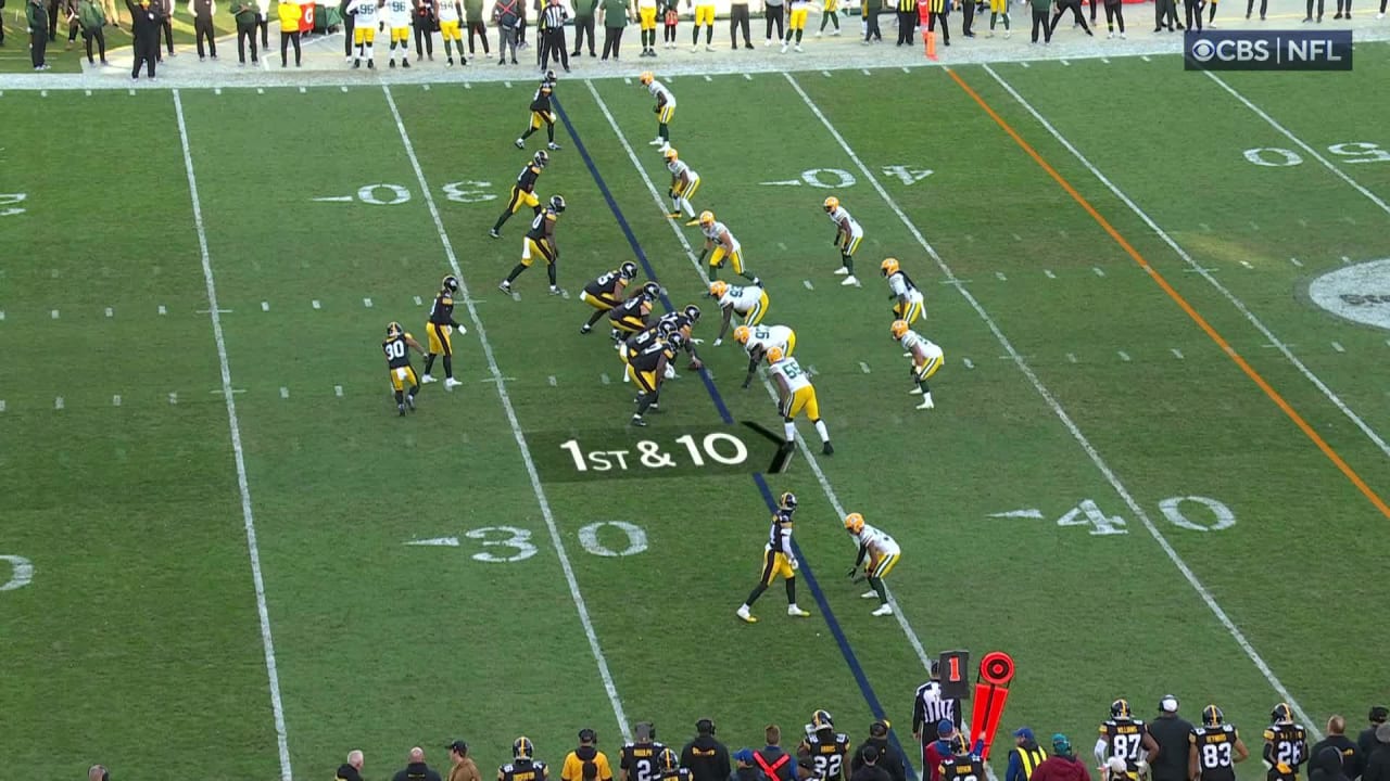 Pittsburgh Steelers quarterback Kenny Pickett delivers 28yard strike