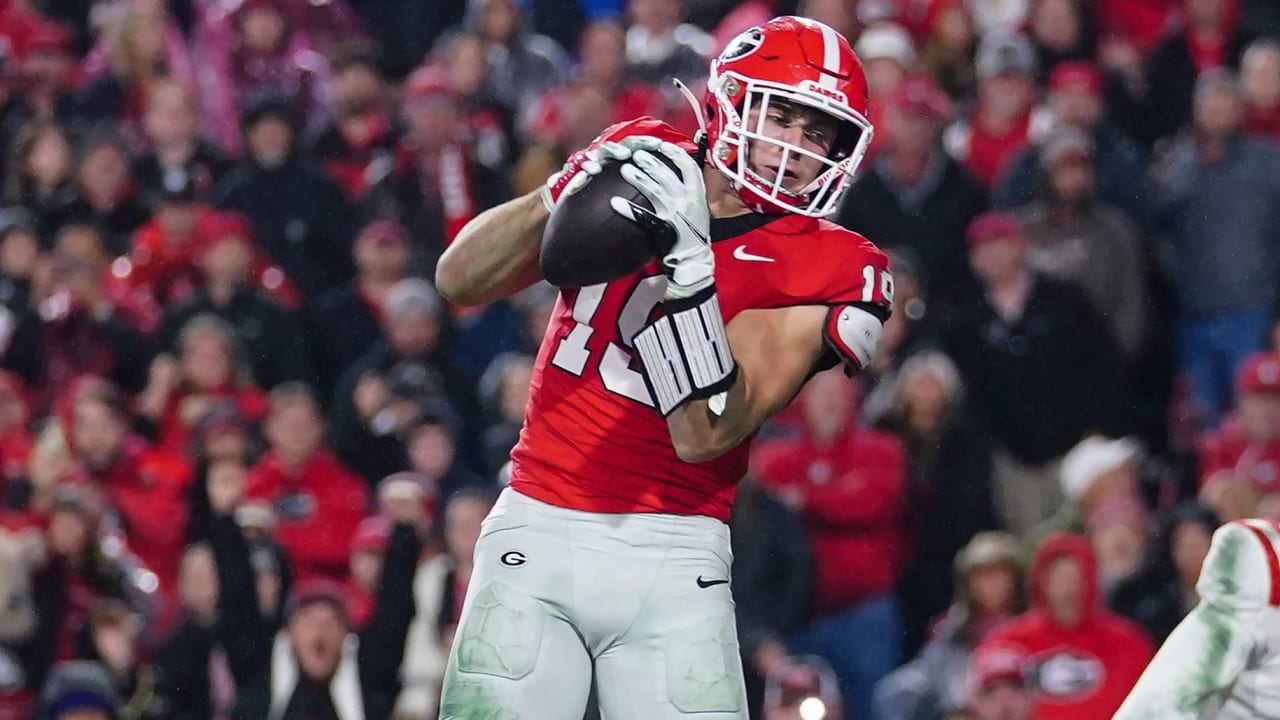 Georgia All-American TE Brock Bowers announces intention to enter 2024 NFL  Draft