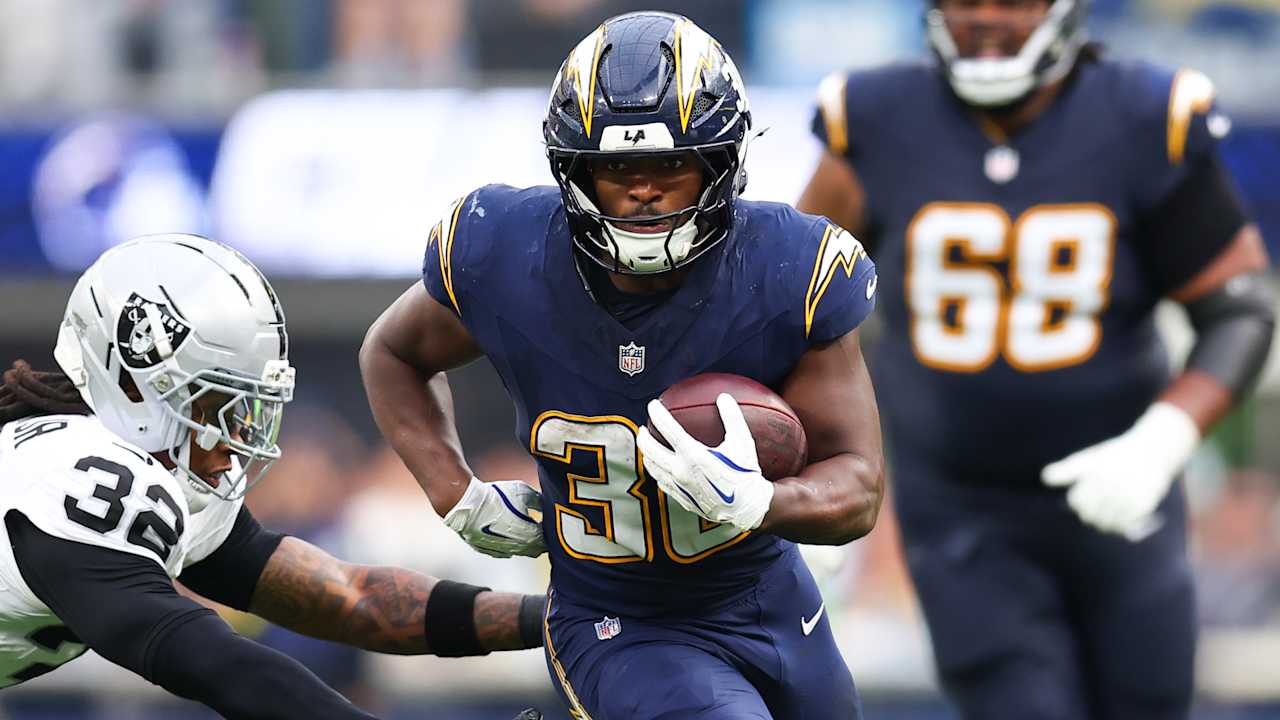 Texans vs. Chargers, Ravens vs. Packers Week 17 inactives: Players ruled out for Saturday's games