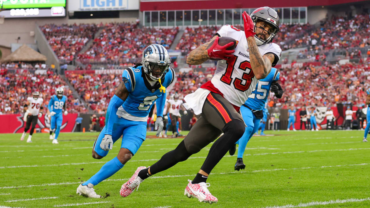 Buccaneers WR Mike Evans Hits 1,000-yard Milestone For Decade Straight ...