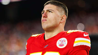 Chiefs, DE George Karlaftis agree to four-year, $93 million contract  extension