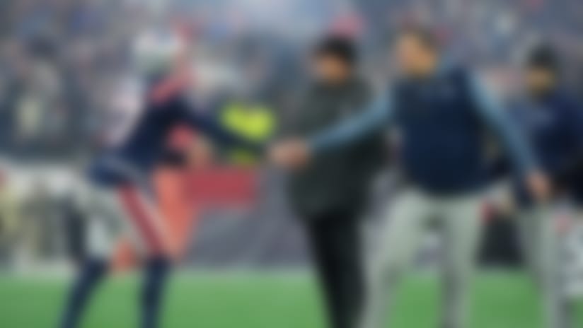 En tiempos en los que el handshake hostil con el que Ben Johnson se vengó de Matt LaFleur acaparó los titulares, el handshake fraternal con el que Vrabel honra a sus dirigidos después de cada jugada se ha convertido en su gran bandera de liderazgo.