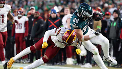 Philadelphia Eagles tight end Dallas Goedert (88) catches the ball during the NFC Championship NFL football game against the Washington Commanders, Sunday, Jan. 26, 2025, in Philadelphia. (AP Photo/Daniel Kucin Jr.)