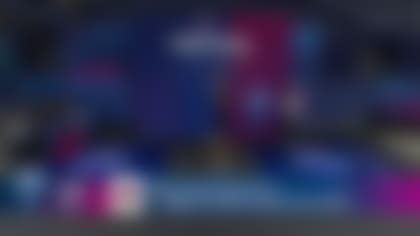 Skyler Bell records 11'1" broad jump and 41" vertical jump at 2026 combine