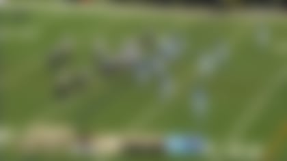 Can't-Miss Play: 60-yard pass! Shough hits Olave in stride to gain red zone access