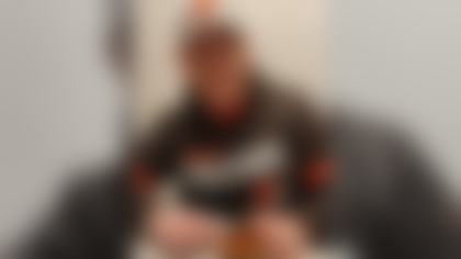 Fan_Photo_CP_template_CLE