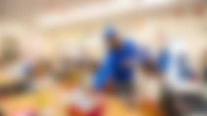 Holiday for Heros Kyren #87