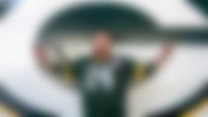 241102_Packers NFL Fan of the Year_ES_01112