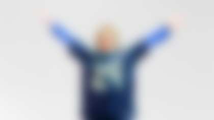 fanoftheyear_whitebg_2