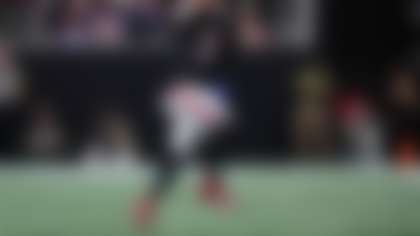 Atlanta Falcons running back Bijan Robinson (7) catches a pass during the second half of an NFL football game against the Buffalo Bills, Monday, Oct. 13, 2025, in Atlanta. (AP Photo/Colin Hubbard)
