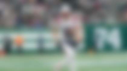 New England Patriots quarterback Drake Maye runs against the New York Jets during the first half of an NFL football game, Sunday, Dec. 28, 2025, in East Rutherford, N.J. (AP Photo/Frank Franklin)