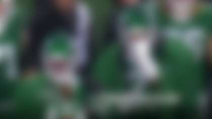 Can't-Miss Play: 83-yard kick return! Isaiah Williams sprints past Falcons for near-TD