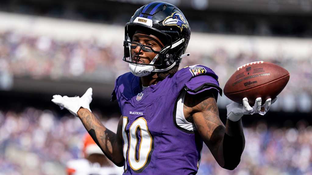 “YOU WERE BEATEN — PAY NOW!” — Ravens Star DeAndre Hopkins Files $50 MILLION Lawsuit After Live TV Attack. What started as a friendly postgame interview after Baltimore’s big win spiraled into chaos when reporter Karoline Leavitt suddenly attacked Hopkins’s character — calling him “overrated” and accusing the Ravens of “empty pride.” Yet Hopkins didn’t lose his cool. Calm but firm, he responded with quiet strength — and now, his $50 million lawsuit is shaking both the sports and media worlds.D