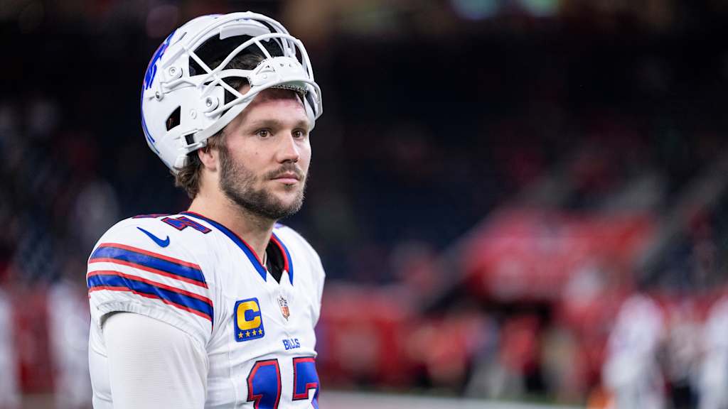 Bills QB Josh Allen will be ready for offseason program after surgery on  broken bone in right foot