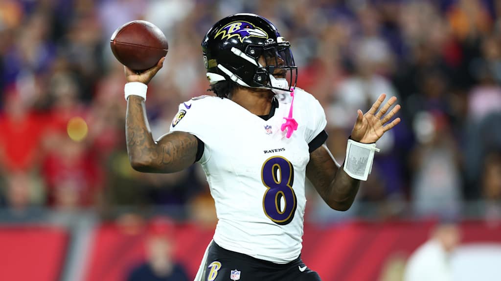 Lamar Jackson's five TD passes power Ravens over Buccaneers: 'He does it  better than anybody in the league'