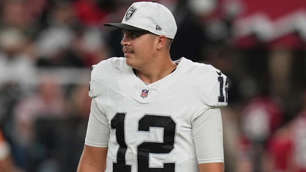 Raiders QB Aidan O'Connell suffered fractured wrist in preseason finale,  expected to be out 6-8 weeks