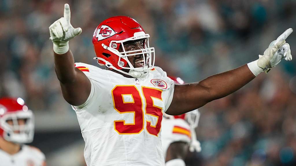 Chris Jones focused on finishing strong after giving up decisive TD in  Chiefs' loss to Jaguars