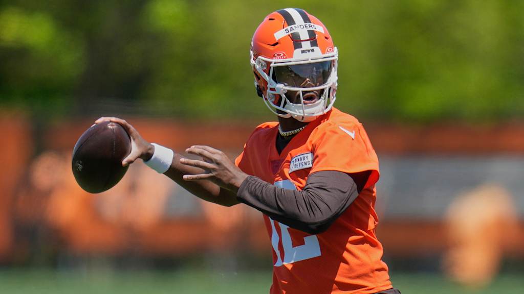 NFL news roundup: Browns QB Shedeur Sanders inks rookie contract; Jets' Will  McDonald IV to wear No. 9