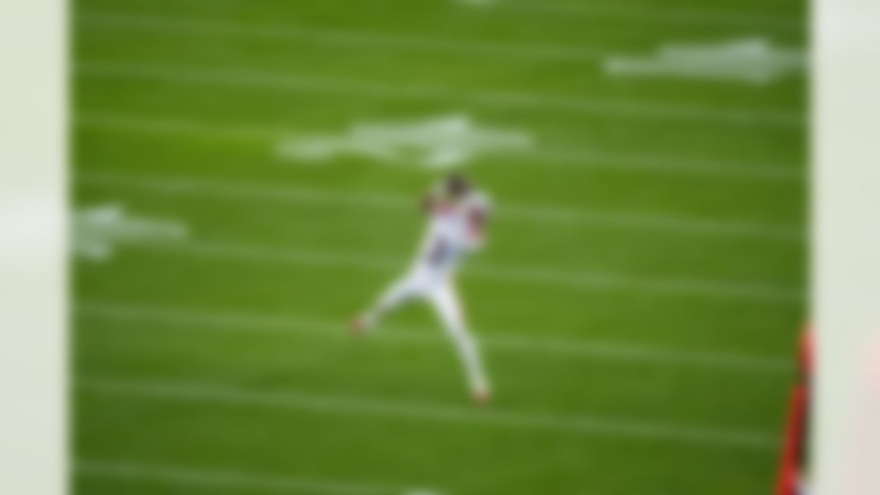 New England Patriots wide receiver DeMario Douglas (3) catches the ball during the NFL Super Bowl LX football game against the Seattle Seahawks on Sunday, February 8, 2026 in Santa Clara, Calif.