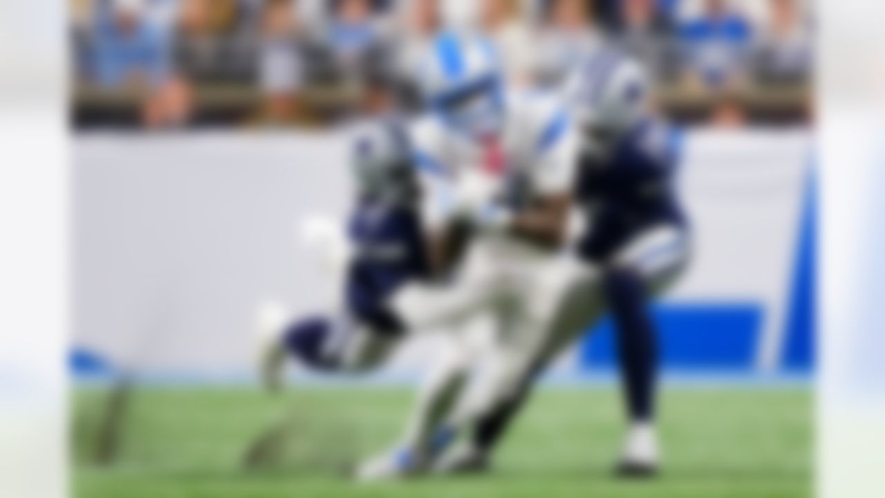 Detroit Lions wide receiver Jameson Williams (1) runs the ball after a catch during an NFL football game against the Dallas Cowboys on Thursday, December 4, 2025 in Detroit, Michigan.