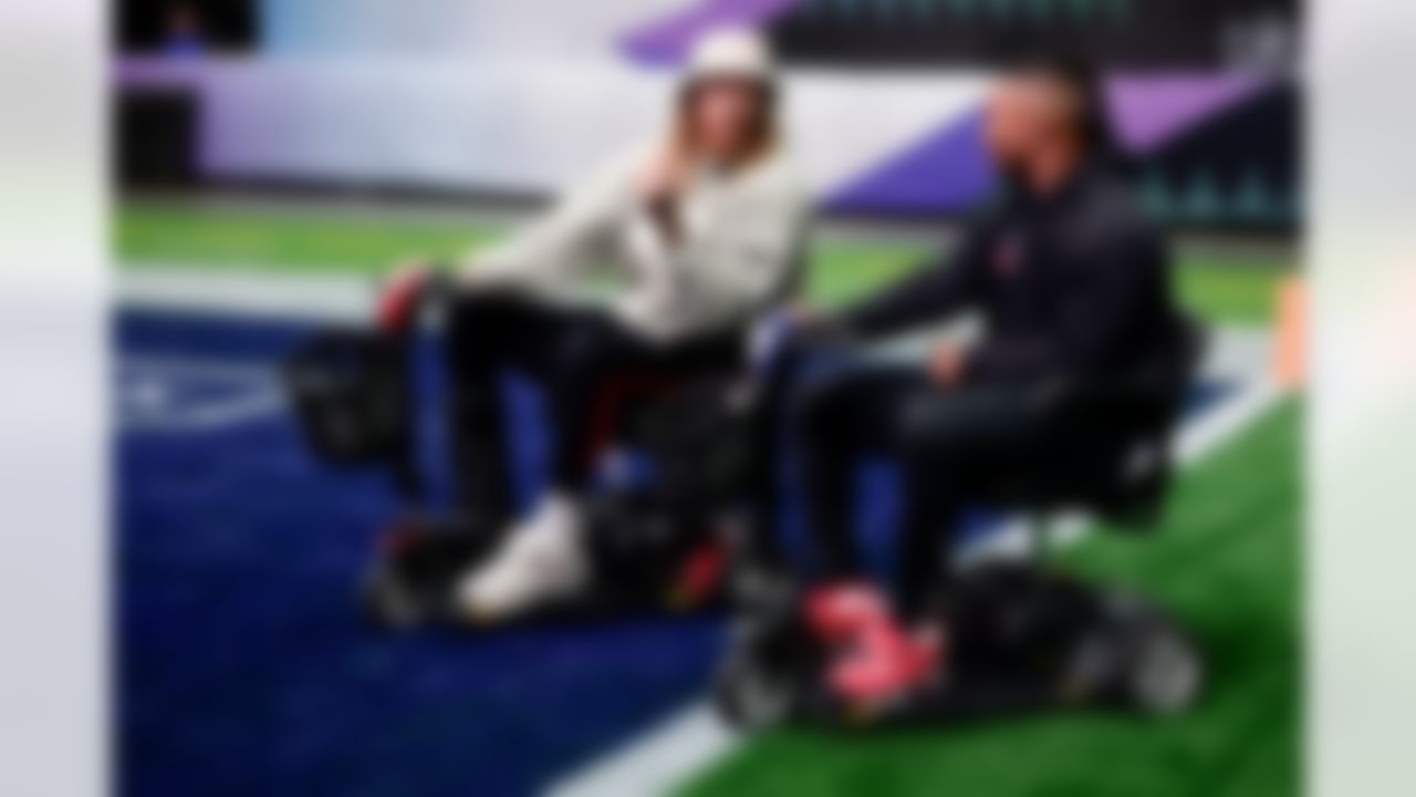 San Francisco 49ers tight end George Kittle (85) and Atlanta Falcons running back Bijan Robinson (7) interact during a Pro Bowl team practice on Sunday, February 1, 2026 in San Francisco.