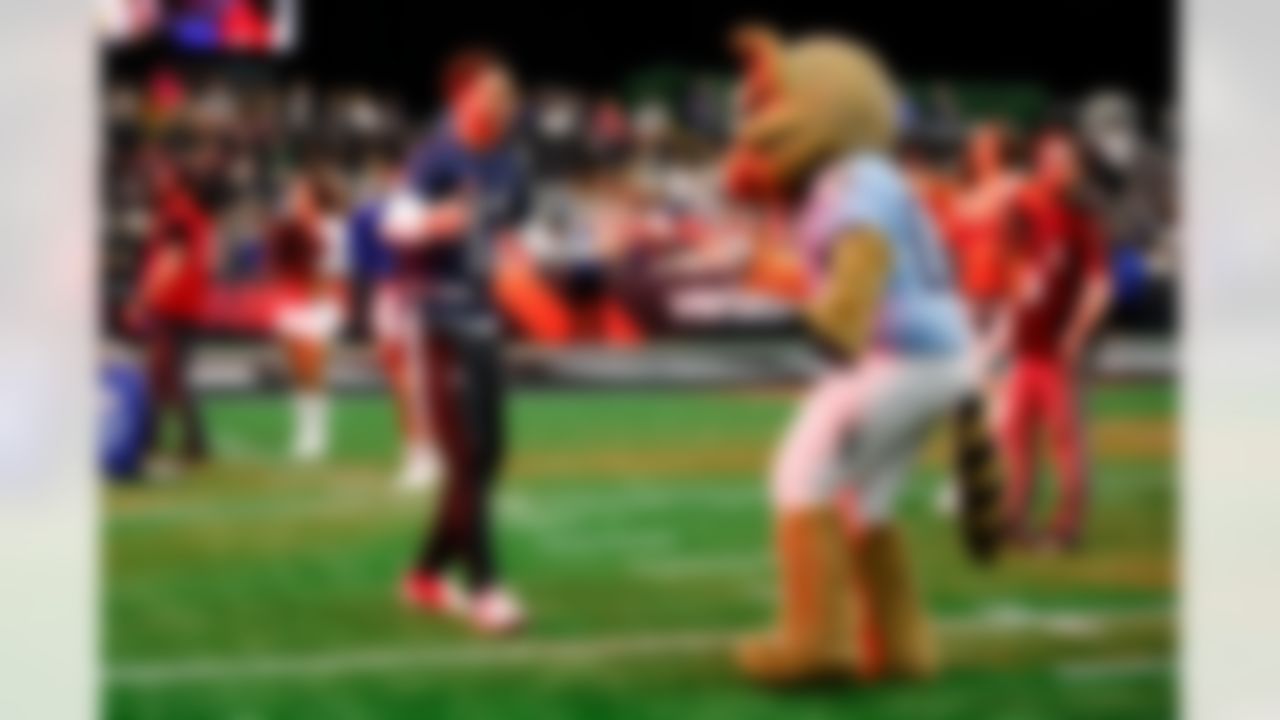 Tennessee Titans wide receiver Chimere Dike (17) looks on prior to the 2026 Pro Bowl Game on Tuesday, February 3, 2026 in San Francisco, California.