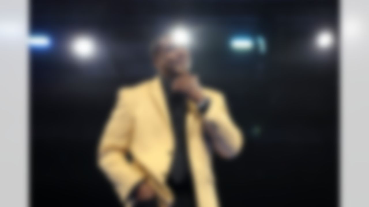 Hall of Fame inductee Antonio Gates reacts on stage during the Pro Football Hall of Fame Gold Jacket Dinner on Friday, August 1, 2025 in Canton, Ohio.